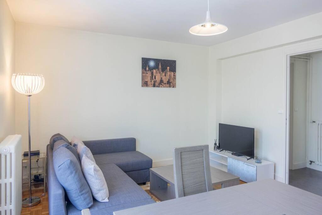 T2 Gare + Parking Apartment Орлеан Екстериор снимка